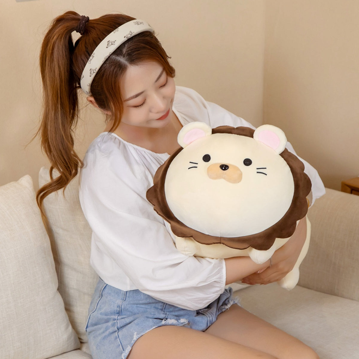 Adorable Hank the Kawaii Lion Plush Toy
