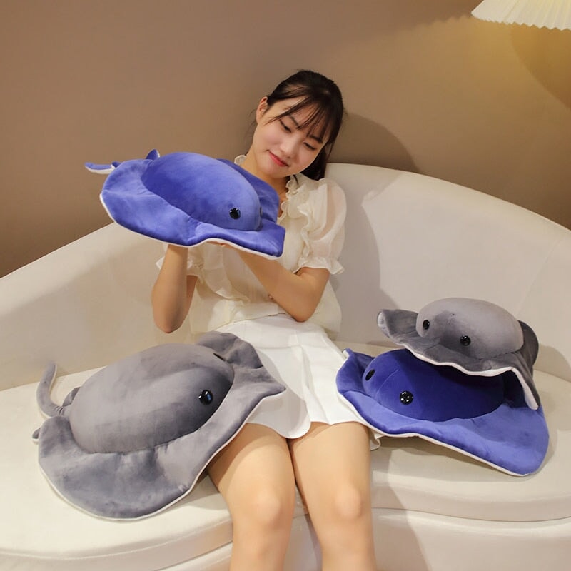 Snuggle Up with Milo & Zara: Adorable Stingray Plush Toys!