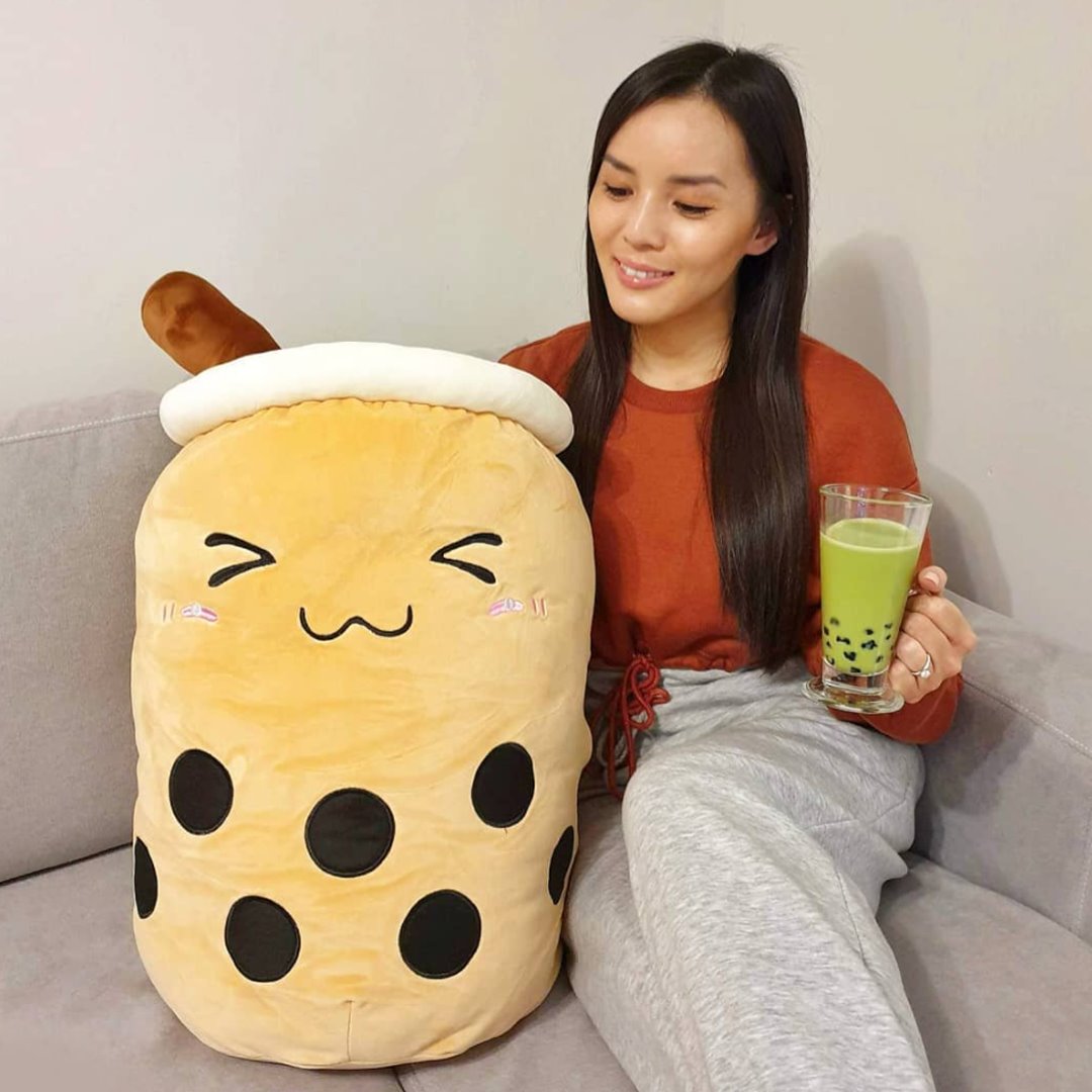 Delightful Bubble Tea-Inspired Fruit Plushies Collection for the Whole Family!
