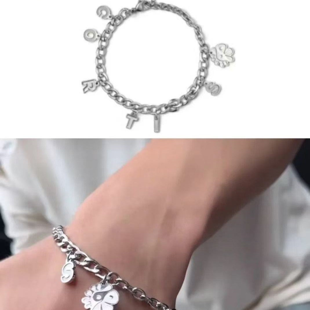 CORTIS pendant bracelet detail